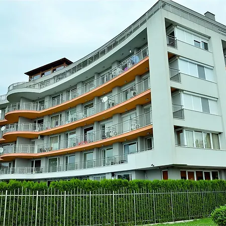 Club Priz Aparthotel 4*