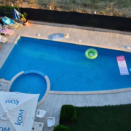 Club Priz 4*