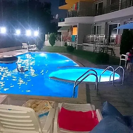 Club Priz Apartmanhotel Primorszko